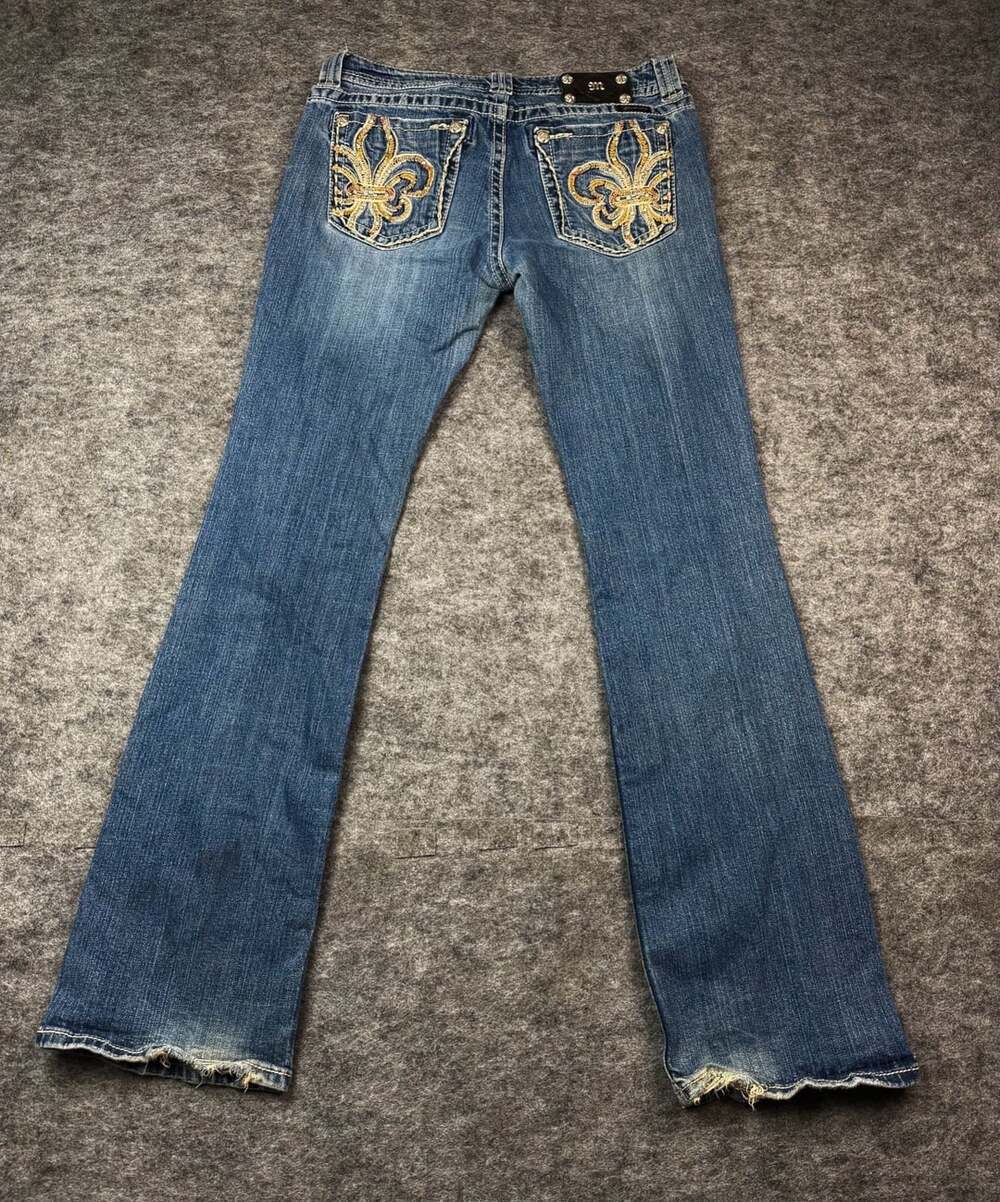 Miss Me Boot Jeans Size 31 Blue Denim Fleur De Lis Embellished Pockets